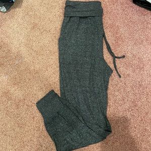 Never worn aerie joggers